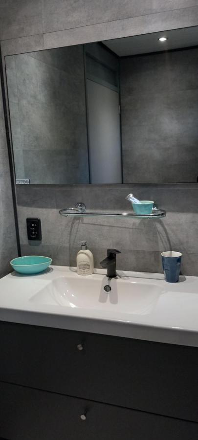 Luxe Recreatie Bungalow No 10 Scherpenisse 外观 照片